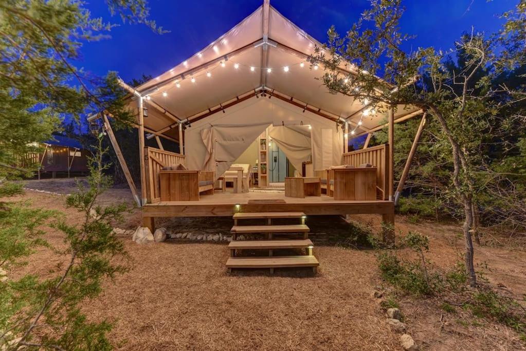 12 Fires Luxury Glamping With Heating #5 Hotel Джонсън Сити Екстериор снимка
