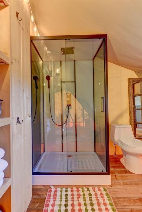 12 Fires Luxury Glamping With Heating #5 Hotel Джонсън Сити Екстериор снимка